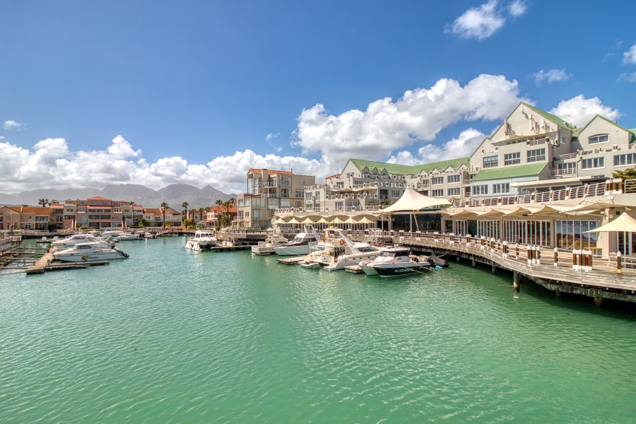 2 Bedroom Property for Sale in Harbour Island Western Cape